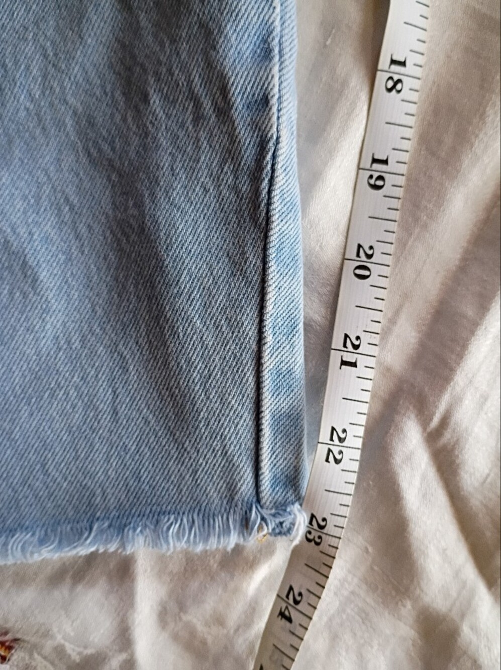 Barrel Jeans -Universal Thread - Picture 5 of 5